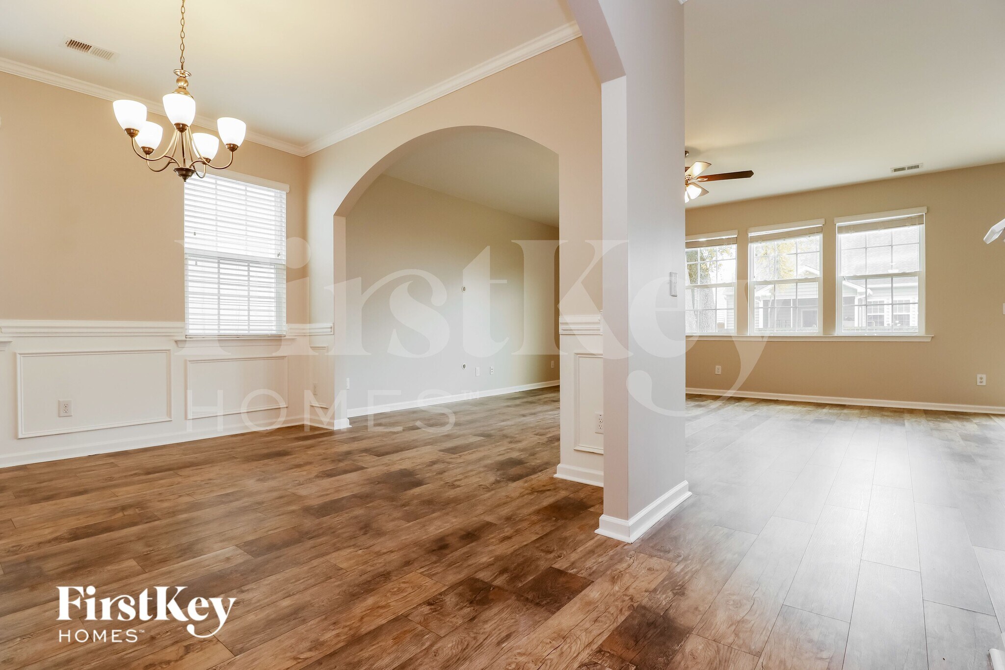 Building Photo - 353 Bradley Bend Dr