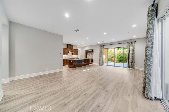 Building Photo - 212 Parkwood