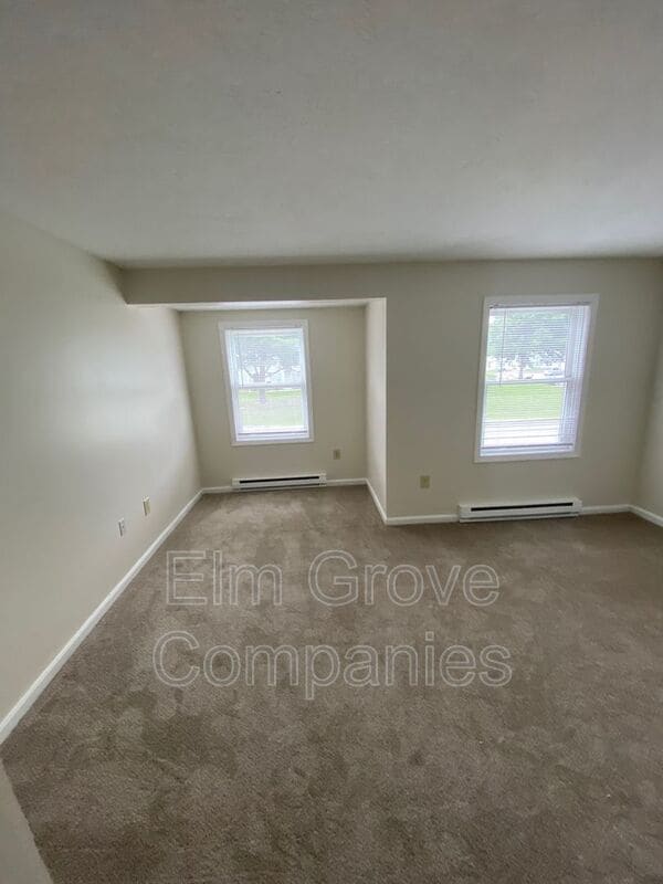 Building Photo - 17 Indian Brook Cir