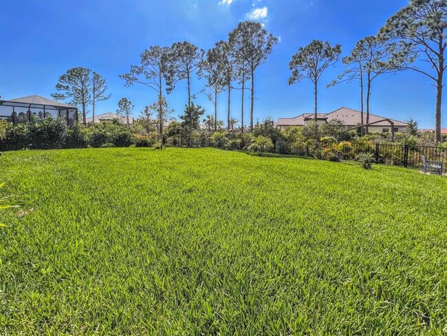 Building Photo - 309 Daylily Blvd