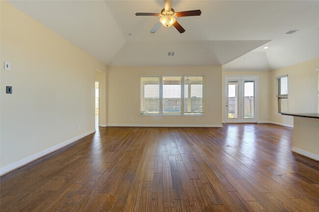 Building Photo - 26311 Parkman Grove Dr