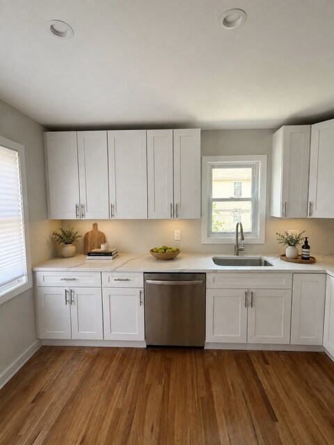 L Shaped Kitchen - 89 Norwood St