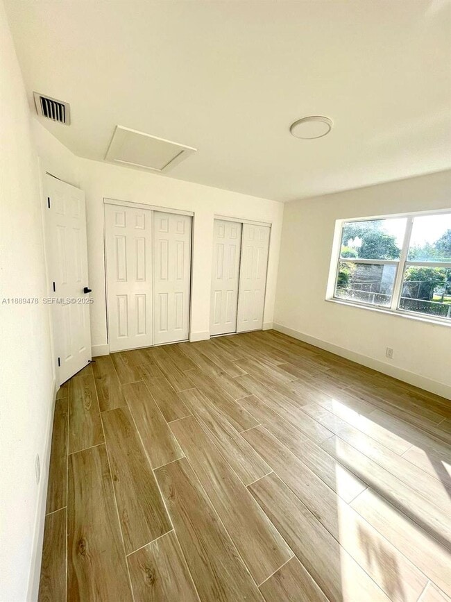 Building Photo - 3201 NW 4th Terrace