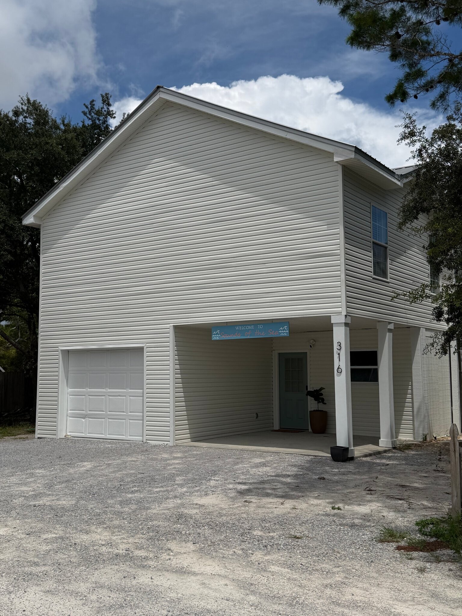 Building Photo - 316 Robert Ellis St