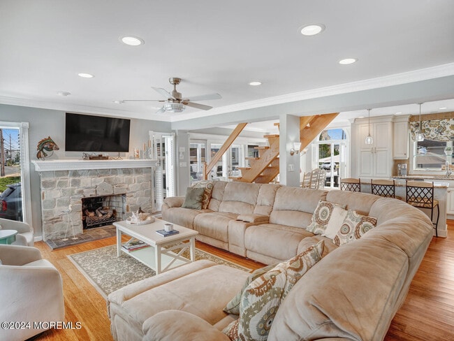 Building Photo - 200 S Bayview Ave