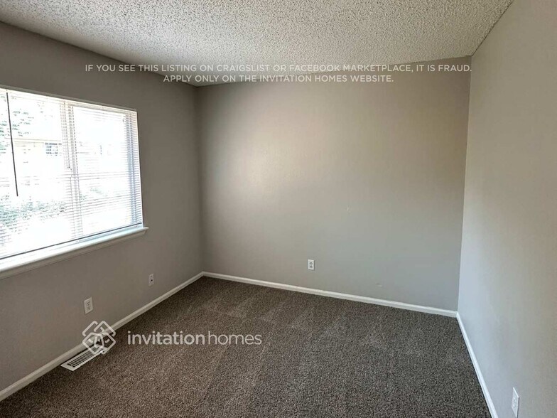 Building Photo - 21166 E 40th Pl