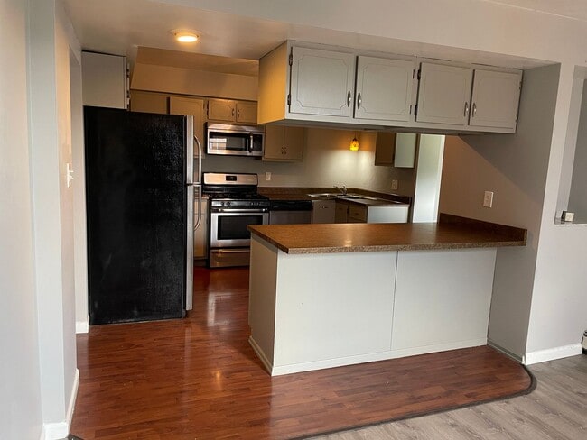 Primary Photo - 62 N Bryant Ave