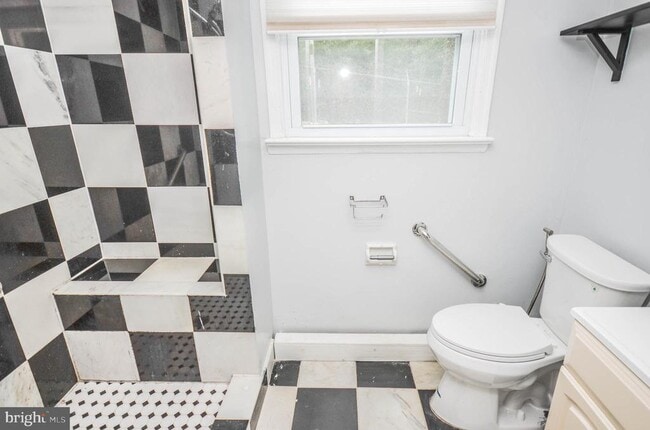 Building Photo - 9801 Belhaven Rd