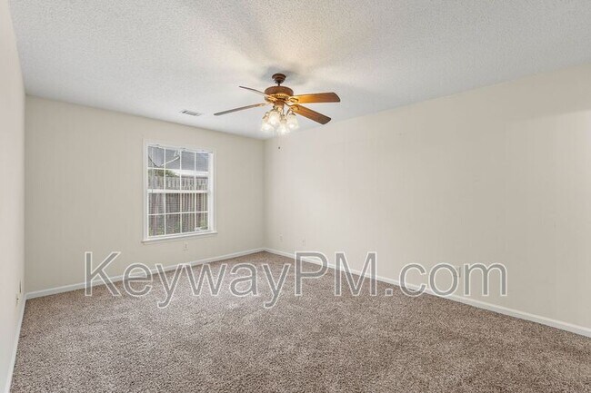 Building Photo - 3060 Abba Dr