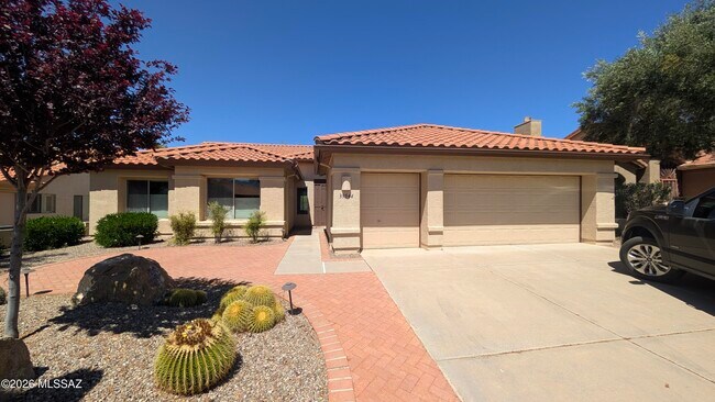 Building Photo - 39544 S Winding Trail Dr