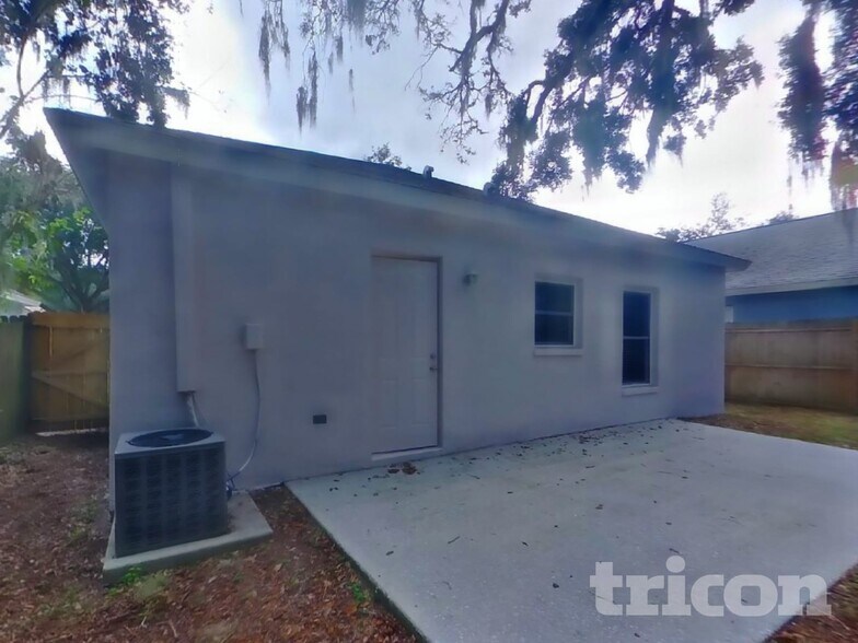 Building Photo - 15108 Deer Meadow Dr