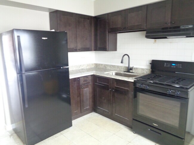 Building Photo - 7323 W 79th St