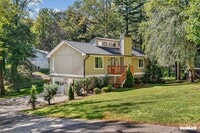 Building Photo - 10 New Bern Dr