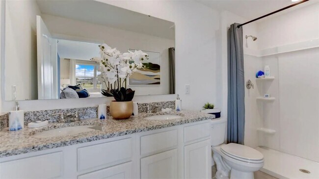 Building Photo - Townhouse For Lease in Central Florida