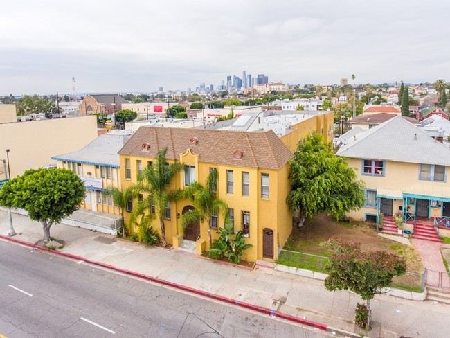 Building Photo - 323 N. Soto St.