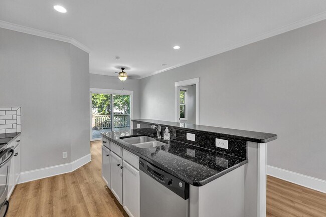 Building Photo - West Azalea 3Bedroom Home Coming Soon!