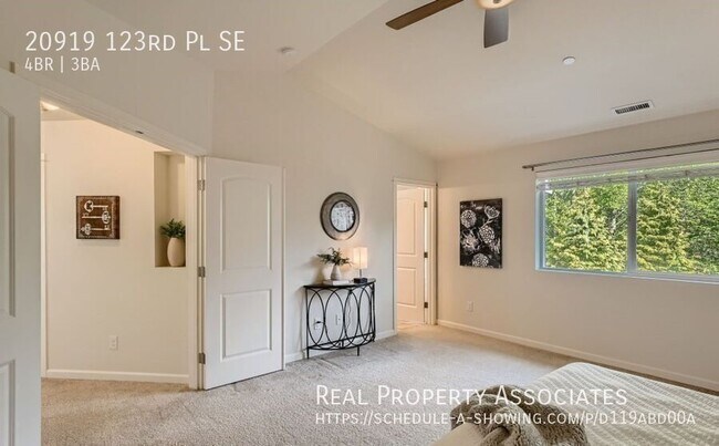 Building Photo - 20919 123rd Pl SE