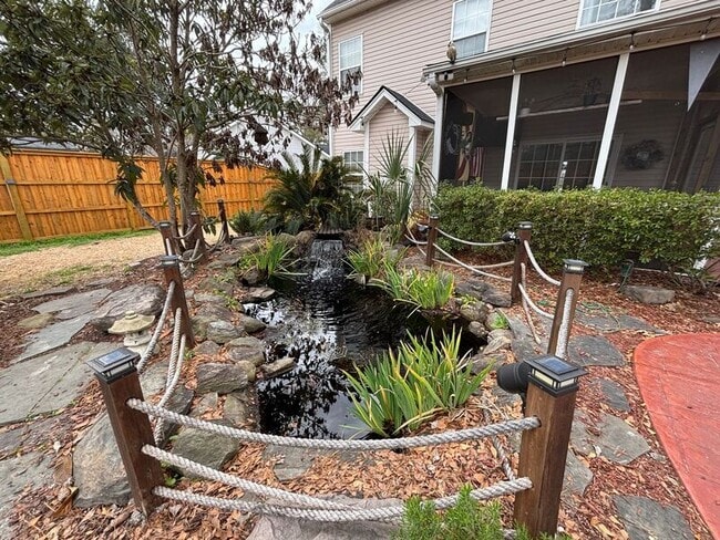 Building Photo - 112 Salinas Ct