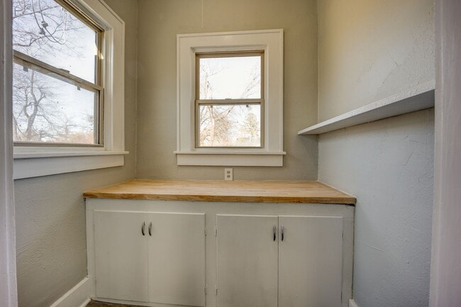 Building Photo - 419 N 23rd St