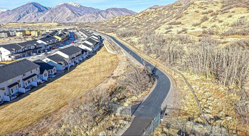 Building Photo - 4877 Heartwood Rd