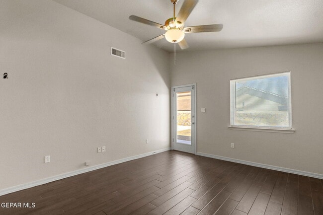 Building Photo - 14645 Spanish Point Dr