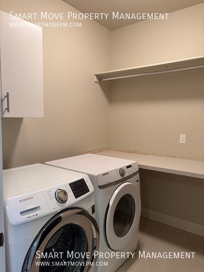 Building Photo - 2929 E Heartleaf Ln