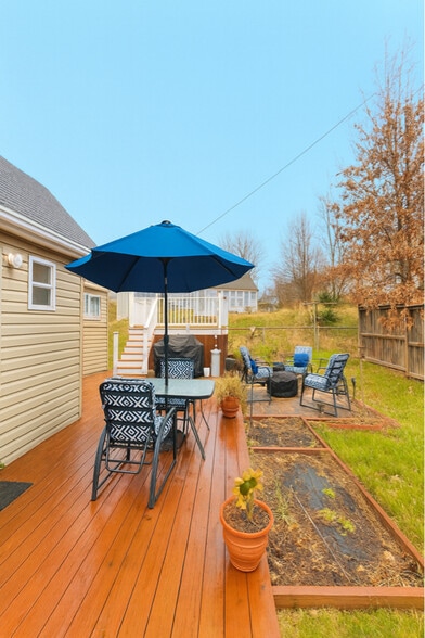 Building Photo - 103 Bliss Ln