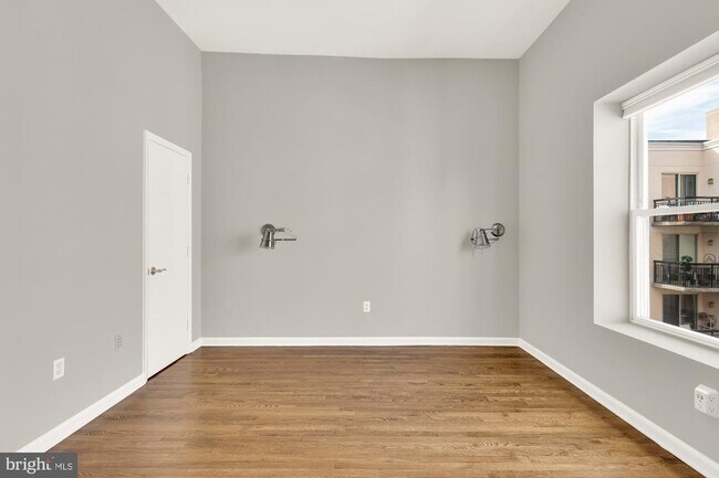 Building Photo - 1437 Rhode Island Ave NW