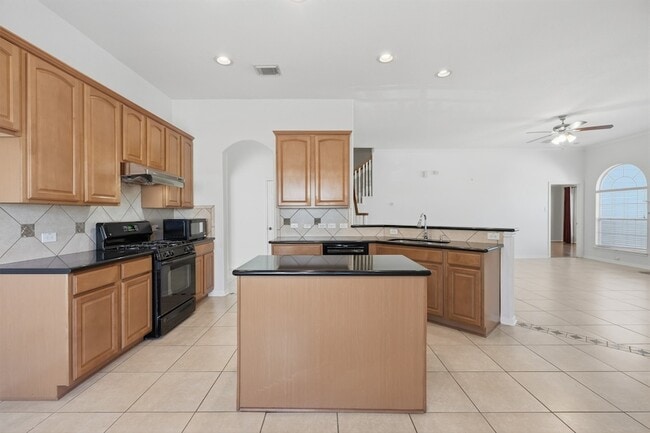 Building Photo - 21610 Grand Hollow Ln