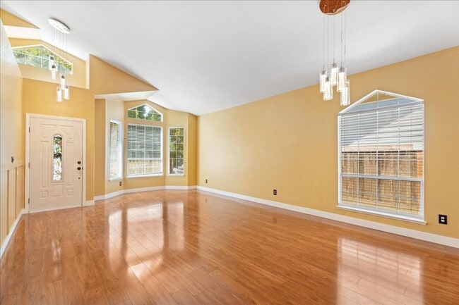 Building Photo - 8404 Misty Pass Way
