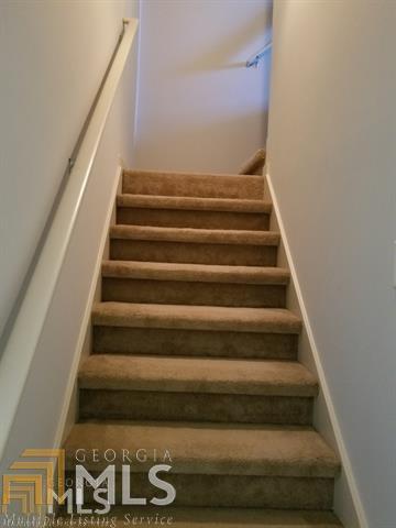 Building Photo - 175 Spinner Dr