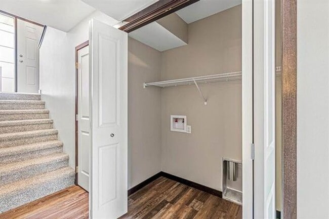 Building Photo - $2,150 | 3 Bedroom, 3 Bathroom Townhouse | No Pets | Available for an August 1st, 2026 Move In!