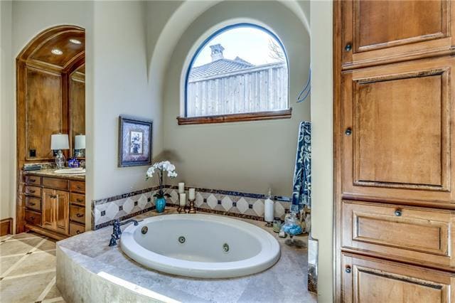 Building Photo - 4927 Oak Knoll Ln