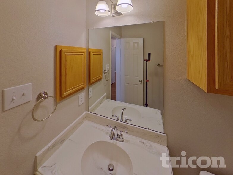 Building Photo - 2983 Firewheel Dr