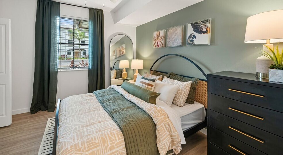 Building Photo - 2085 S Congress Ave