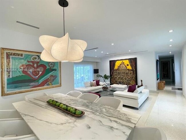 Building Photo - 9121 SW 85th St