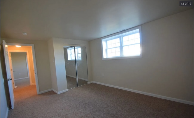 Building Photo - Move-In Ready 4-Bedroom Single Family Home...