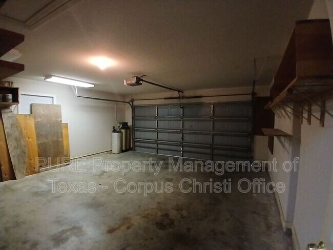 Building Photo - 7609 Cold Springs Dr