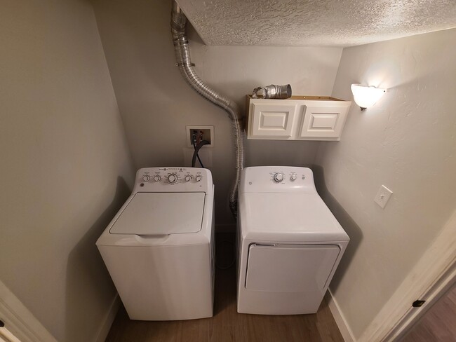 Laundry Room - 6633 W Sierra Oaks Dr