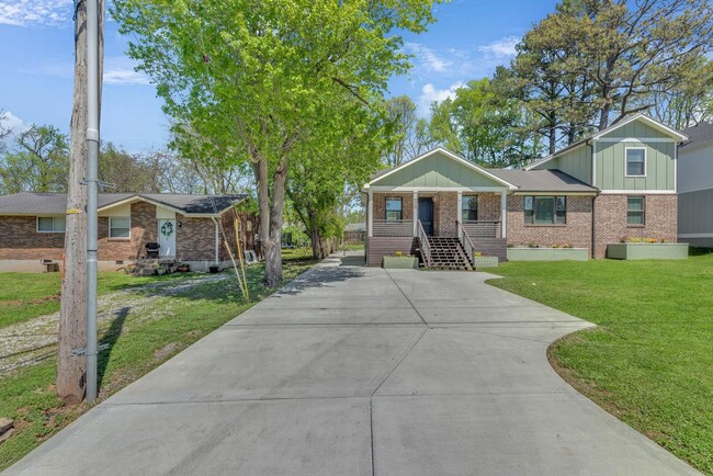 Building Photo - 6416 Edsel Dr
