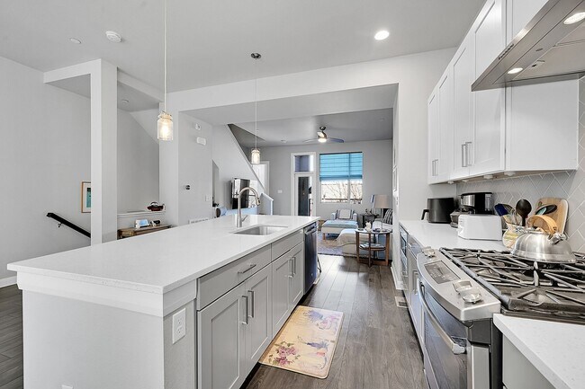 Building Photo - 7080 W Alaska Dr