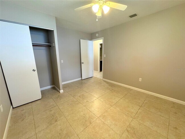 Building Photo - 3883 Hawkeye Cir