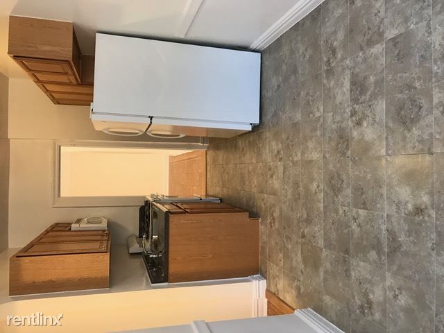 Building Photo - 6421 Booth St