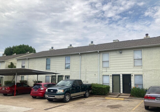 Building Photo - 3 bedroom townhouse in Southwest Area