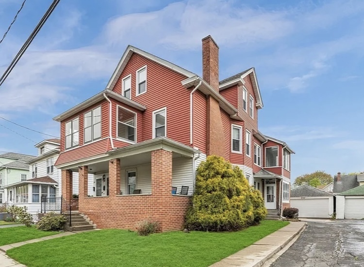 Building Photo - 366 Hillside Ave