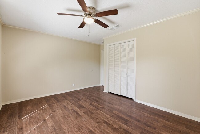 Building Photo - 9052 Zapata Way