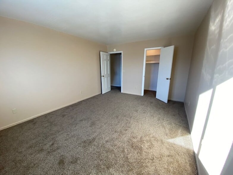 Interior Photo - Woodside