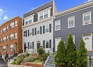 Building Photo - 522 Hobart Pl NW