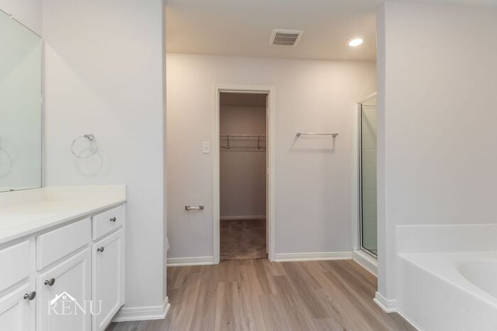 Building Photo - 10454 Red Cardinal Dr