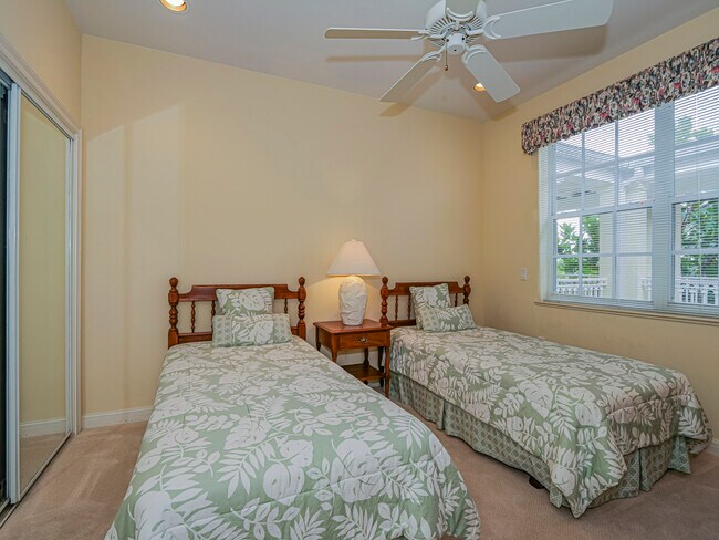 Building Photo - 5225 E Harbor Village Dr